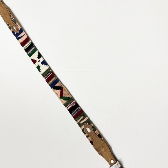 Circle Y of Yoakum Womens Leather Hand Woven Silvertone Boho Buckle Belt Size 26 - Picture 7 of 7